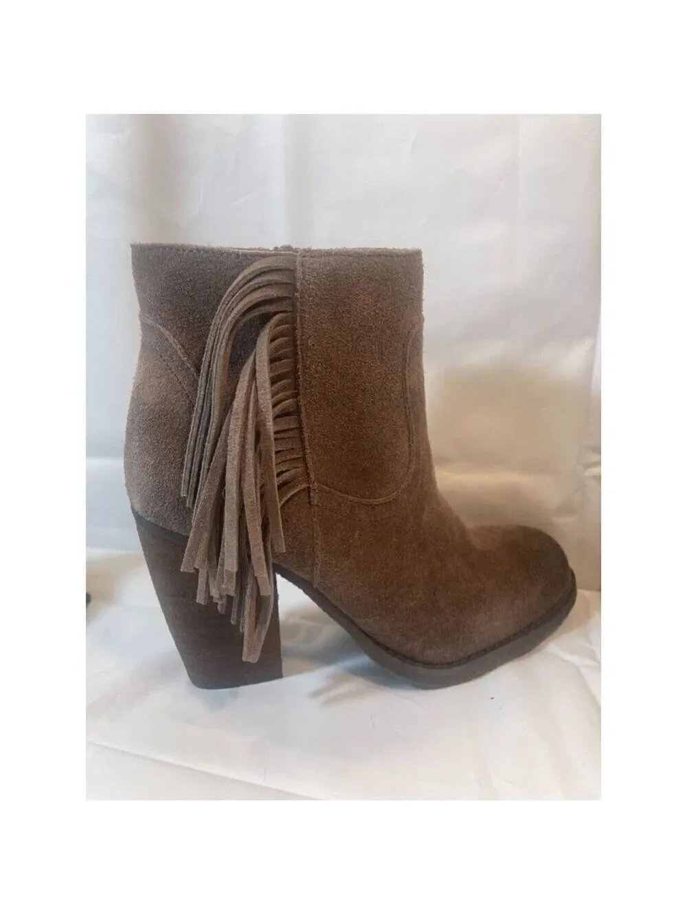 Sbicca Marimba Fringe ankle BOOT WESTERN  Taupe Size 7.5M